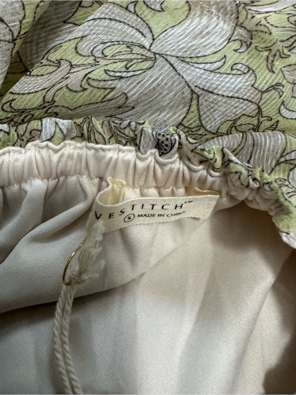 NWT Love Stitch Boho Paisley Maxi Dress Sage Green Puff Sleeve Tiered - Picture 5 of 7